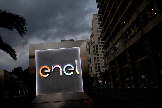 Formalizan a tres ejecutivos de Enel por delitos de contaminación en Coronel