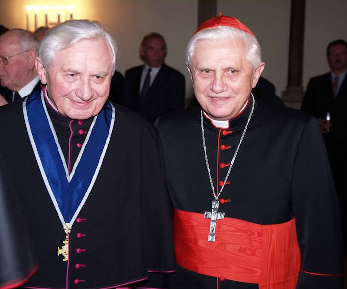 Más de 500 niños sufrieron abusos en coro católico que dirigió el hermano de Benedicto XVI