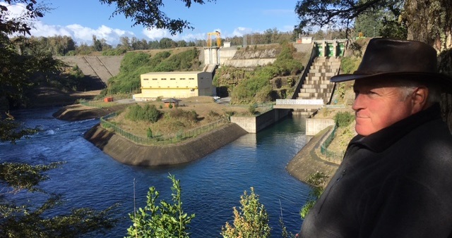 David contra Goliat: la historia de la hidroeléctrica que gatilló conflicto con familia Fuchslocher y amenaza a 25 agricultores de Osorno