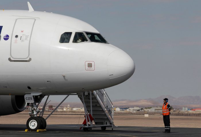 Falsos avisos de bomba en aviones: Carabineros detiene a un hombre en Antofagasta