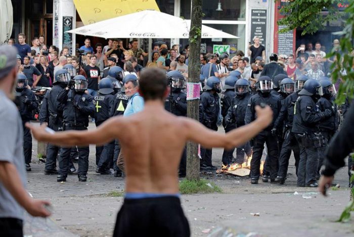 «Bienvenidos al infierno»: la violencia se desata en Hamburgo en el primer día del G20
