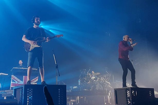 [VIDEO] Una de las últimas presentaciones de Chester Bennington con Linkin Park en formato multicámara
