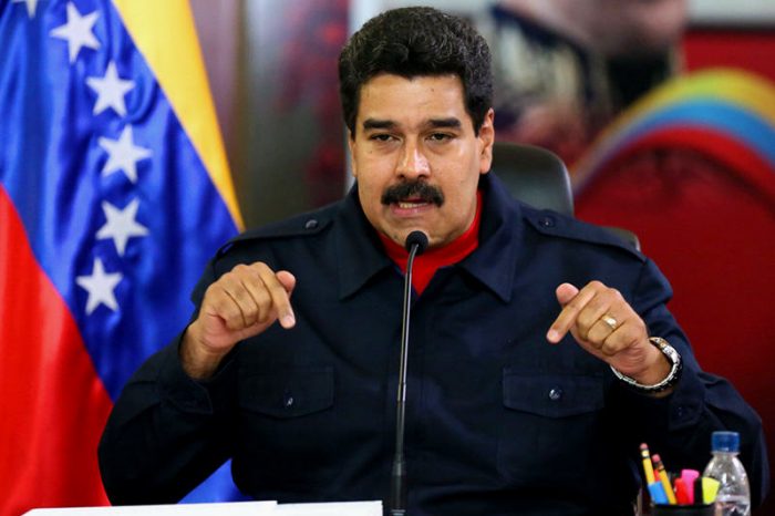 Grupo de senadores presenta denuncia contra Nicolás Maduro en la Corte Penal Internacional
