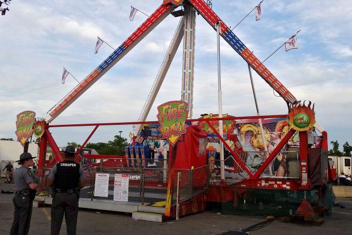 [VIDEO] Un muerto y siete heridos: el momento en que la atracción de la Feria Estatal de Ohio se rompe en pleno funcionamiento