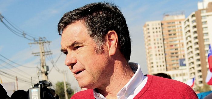 Ossandón: «La gratuidad va a avanzar más con Piñera que con Guillier»