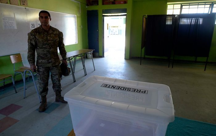 Insólito: cierran local de votación en Antofagasta por «falta de vocales» y porque voluntarios eran adultos mayores