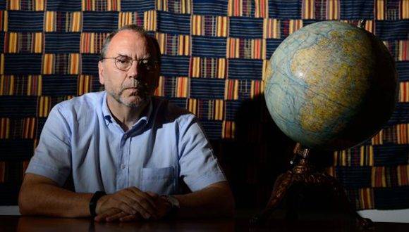 El epidemiólogo que contribuyó a la lucha contra el Ébola y el Sida