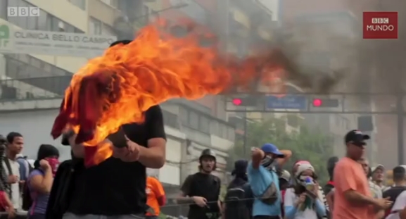 [VIDEO] La violencia y la controversia marcan la votación a la Asamblea Constituyente de Venezuela