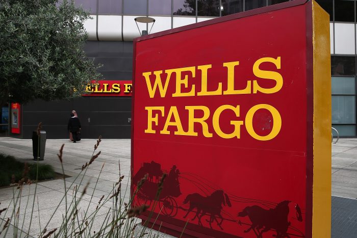 Acciones de Wells Fargo se derrumban tras medidas adoptadas por la Fed