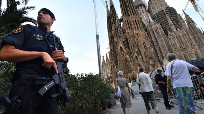 Ataques en Cataluña: célula yihadista está neutralizada, señalan las autoridades