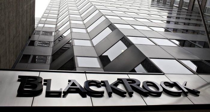 BlackRock abriría una oficina de ventas en Argentina
