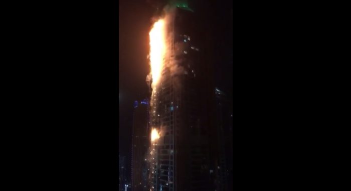 [VIDEO] La «Torch Tower» de Dubai se incendia por segunda vez en dos años