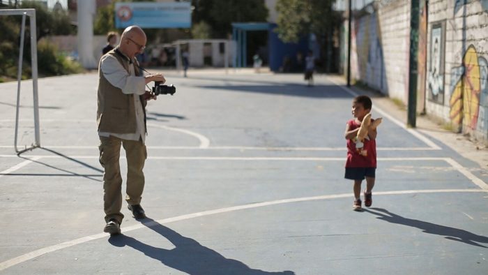 Estrella de la fotografía mundial enseñó fotografía a niños de poblaciones en Latinoamérica