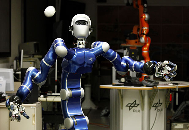 La inteligencia artificial del robot humanoide Justin es puesta a prueba desde el espacio
