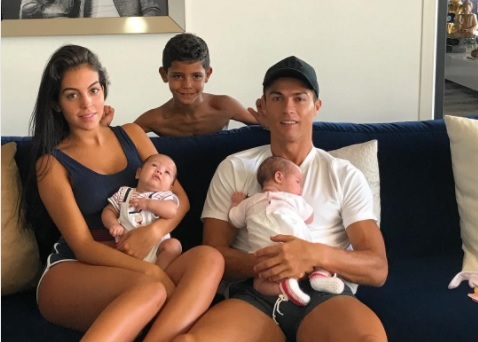 Cristiano Ronaldo en «modo familia»