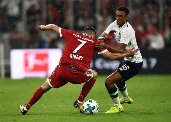 [VIDEO] El 3 a 0 de un gran Liverpool que destrozó a un desconocido Bayern Munich con Vidal en la cancha