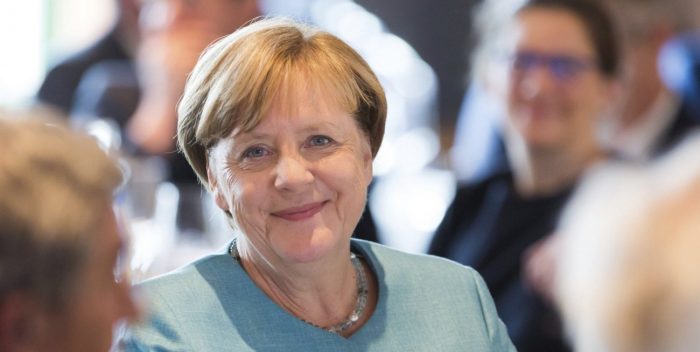 Merkel afronta una semana intensa a menos de un mes de las elecciones en Alemania