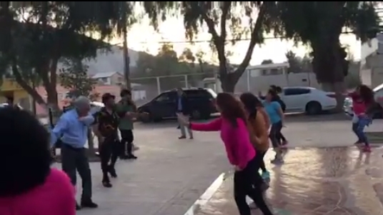 [VIDEO] A lo Ronny Dance: Piñera sorprende en Copiapó como monitor de zumba