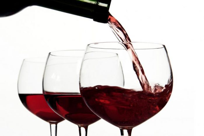 Por qué un vino caro a muchos les sabe mejor