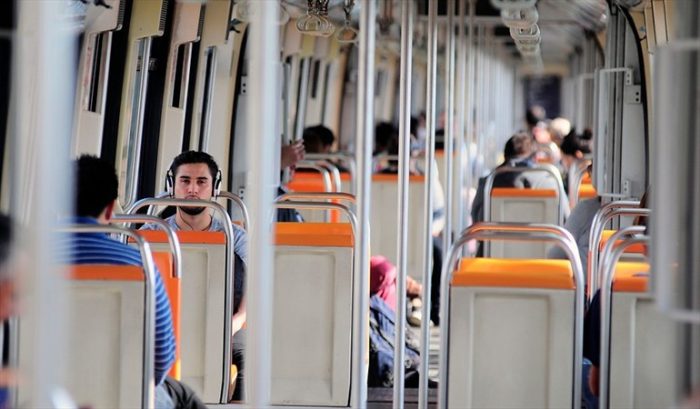 Metro anuncia extensión de horarios para Fiestas Patrias