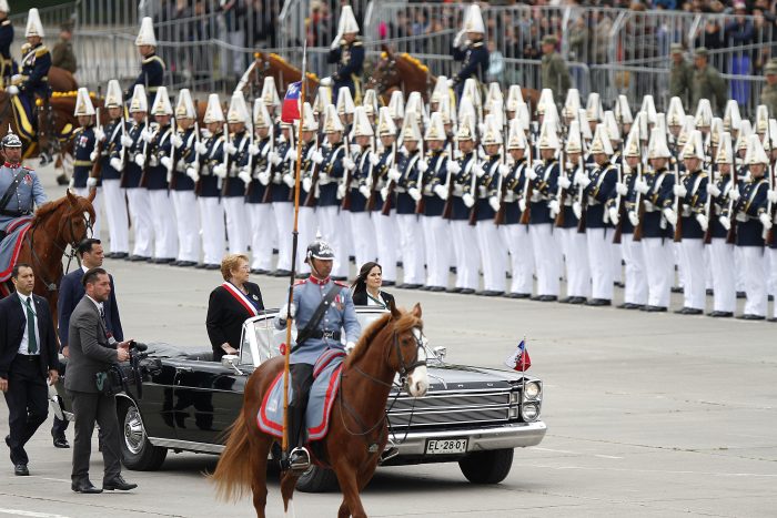 [FOTOS] La última de Bachelet: revisa las fotos de la tradicional Parada Militar 2017