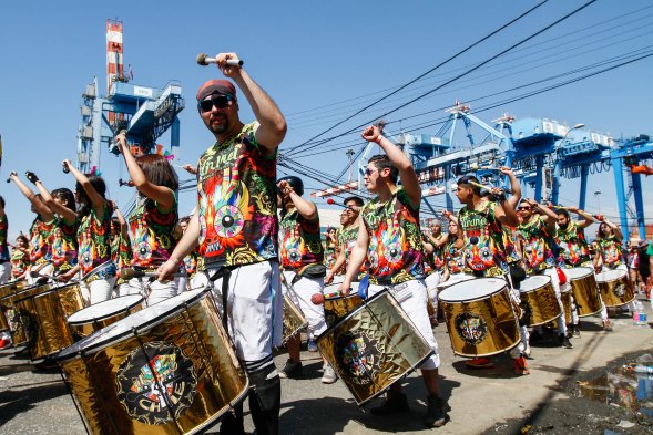 Carnaval y Festival en el Chile central urbano y en Valparaíso. A propósito del Carnaval de los Mil Tambores