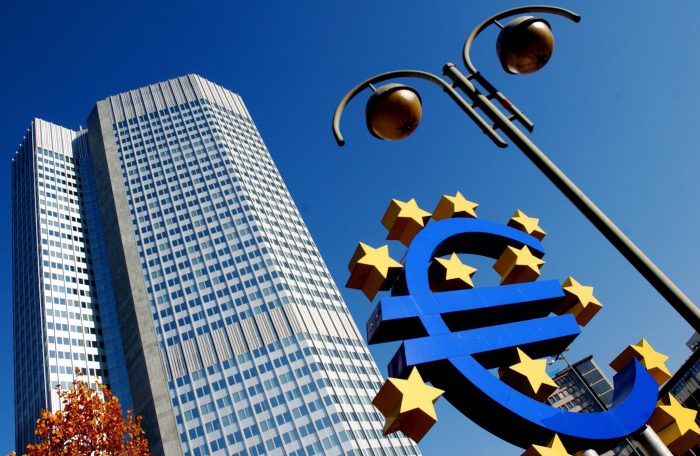 Banco Central Europeo apunta a que hay que reducir el número de bancos en Europa