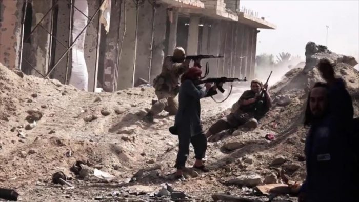Al menos 118 muertos en contraataque del EI contra fuerzas pro Asad en Siria