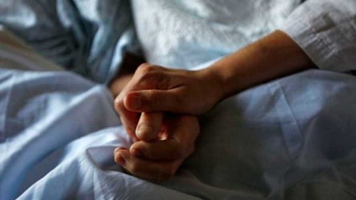 El suicidio asistido de una mujer aviva el debate de la eutanasia en España