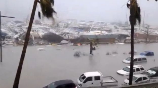 «La isla está literalmente bajo el agua»: el rastro de devastación que deja el poderoso huracán Irma