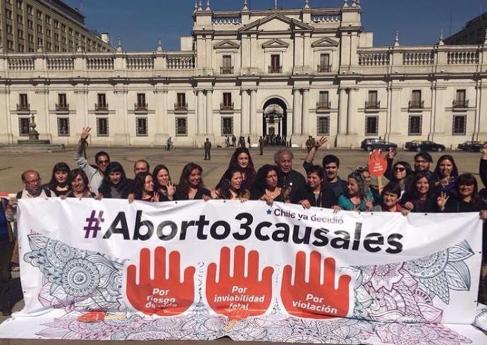 Chile promulga Ley de Aborto 3 Causales