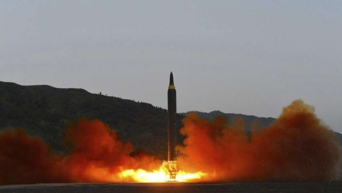 Corea del Norte aumenta tensión con lanzamiento de nuevo misil sobre territorio japonés