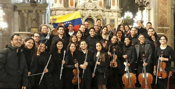 Con todo el ritmo de la inmigración: venezolana lidera proyecto multicultural de música