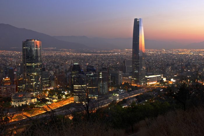 Santiago, la ciudad del turista vecino…