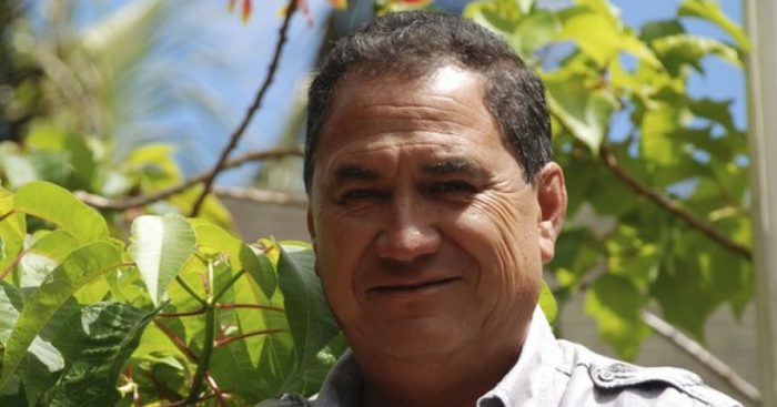 Alcalde de Rapa Nui por conflicto sobre pertenencia de tierras: «La Presidenta es un siete, es una gran persona, pero su gobierno no sirve para nada»