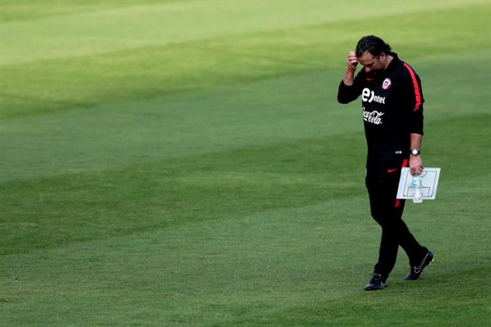 Chile, sin Vidal pero con el apoyo de la grada, se juega pase al Mundial