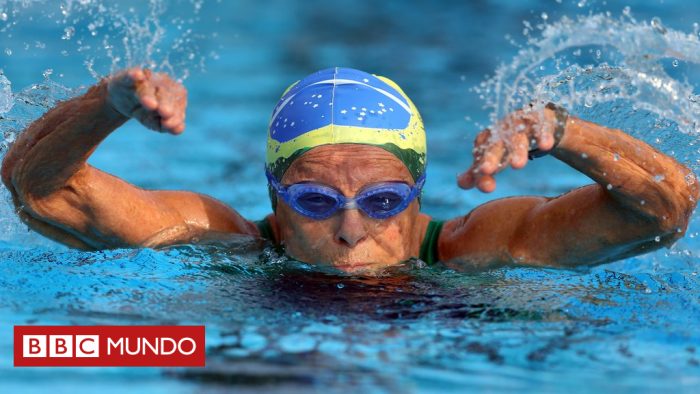 [VIDEO] Nora Rónai, la nadadora brasileña que a los 93 años bate récords mundiales