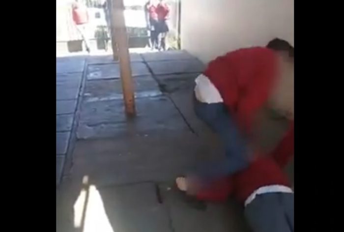 [VIDEO] Inician sumario interno por brutal agresión a escolar registrada en un colegio de Constitución
