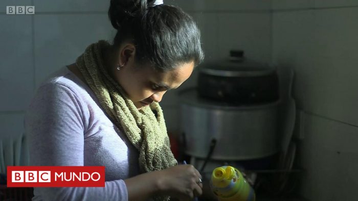 [VIDEO] “Me dijeron que no podía hacer mayonesa porque se iba a cortar”, uno de los mitos que persisten sobre la menstruación en el mundo
