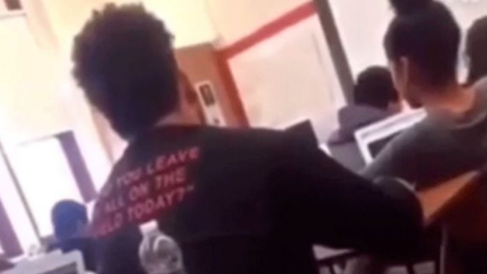 [VIDEO] «Estás siendo racista»: la reacción de un grupo de estudiantes en New Jersey a su profesora que les pide que «hablen en Americano»