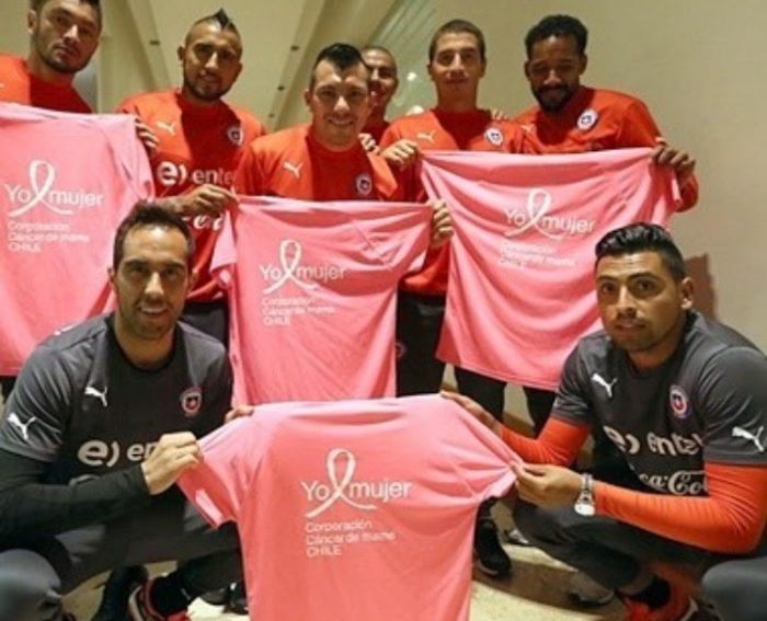 La selección firme con las mujeres. ¡Vamos Chile!