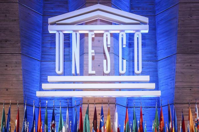 Unesco llama a la protección a los periodistas y el derecho a la información luego del ataque que sufrió un equipo de TVN en Tirúa
