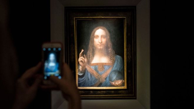 El cuadro atribuido a Leonardo da Vinci «Salvator Mundi» se convierte en el más caro de la historia