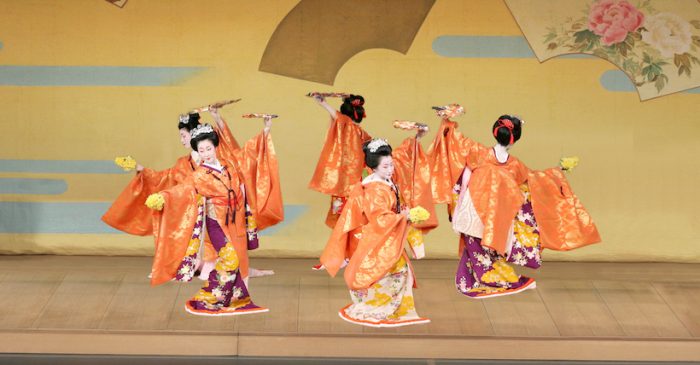 Presentación gratuita del elenco de danza japonesa “Kikunokai” en Teatro Municipal de Ñuñoa
