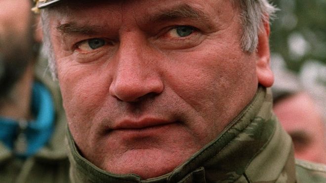 Quién es Ratko Mladic, el «carnicero de Bosnia» que espera su sentencia por crímenes contra la humanidad