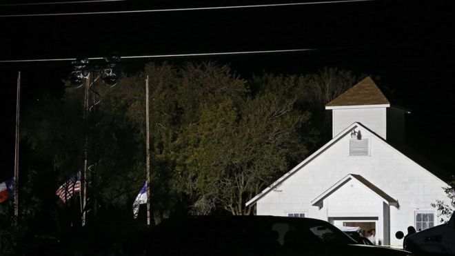 Estados Unidos: cómo un hombre llevó a cabo el tiroteo más mortífero en la historia de Texas y mató a 26 personas