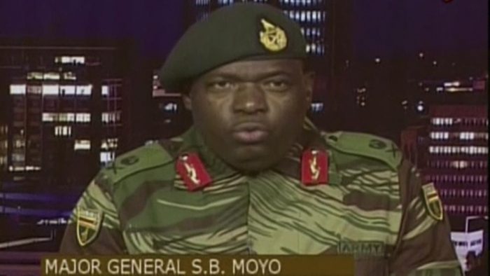 Presidente de Zimbabwe prepara su renuncia tras intervención militar: ¿Un golpe de Estado?