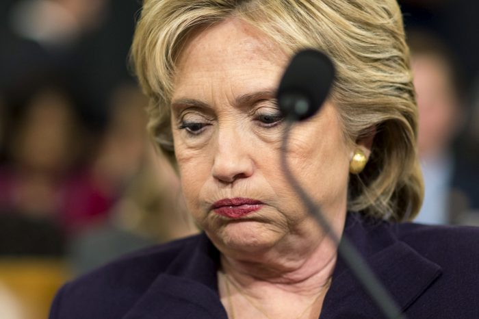 Departamento de Justicia de EE.UU. nombra un fiscal especial para investigar a Hillary Clinton