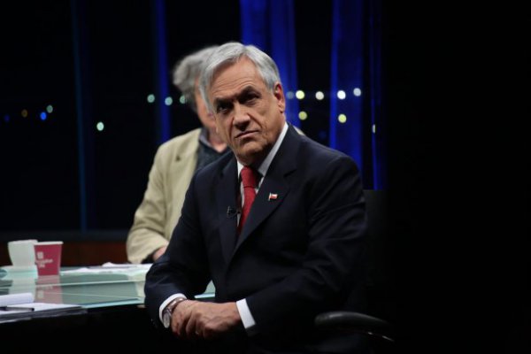 Sindicatos de CHV y CNN reaccionan a presión mediática de la derecha por entrevista a Piñera en TO