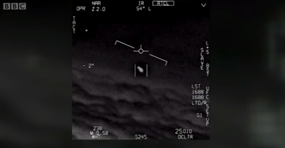 [VIDEO] «¡Está girando!» – Las imágenes que muestran un ovni detectado por un caza de EE.UU.